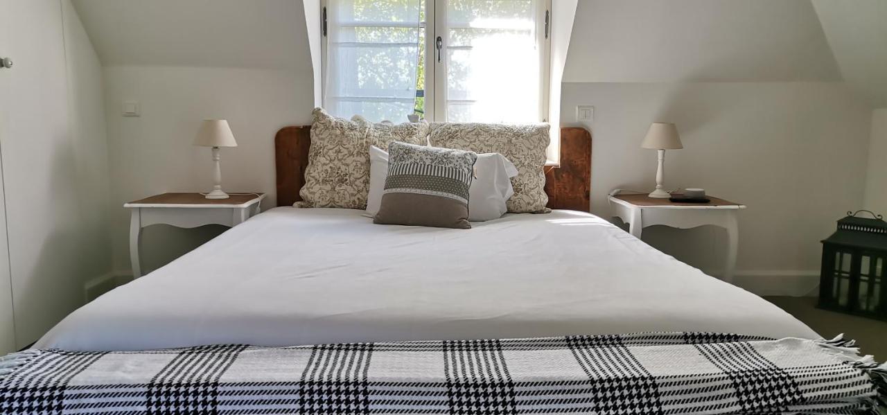 La Demeure Du Goupil Bed & Breakfast Brissac-Quince Eksteriør bilde