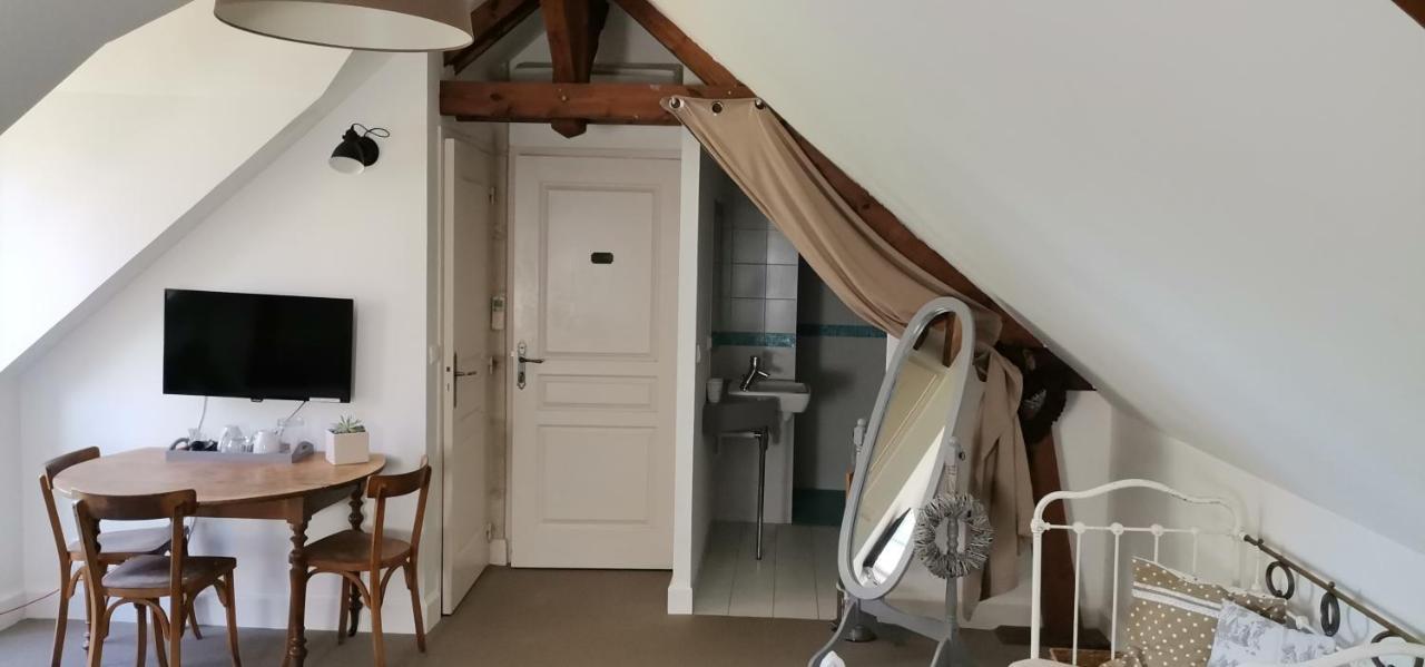 La Demeure Du Goupil Bed & Breakfast Brissac-Quince Eksteriør bilde
