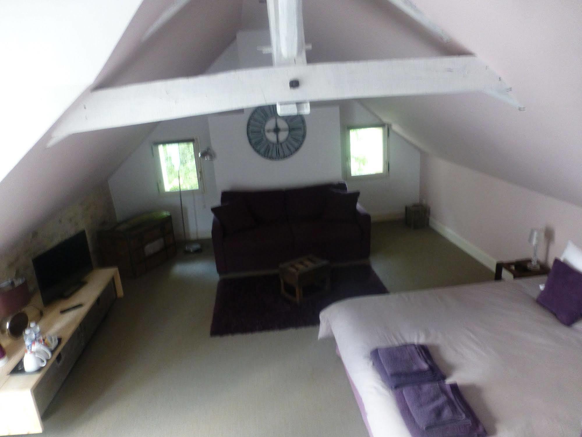 La Demeure Du Goupil Bed & Breakfast Brissac-Quince Eksteriør bilde