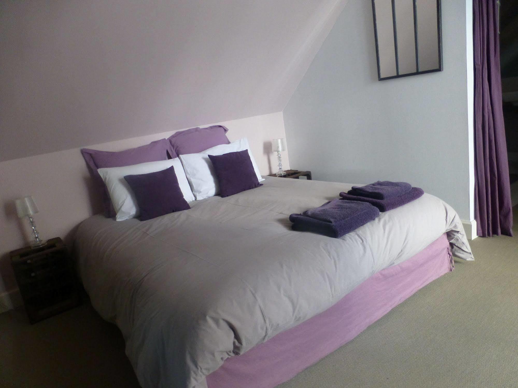 La Demeure Du Goupil Bed & Breakfast Brissac-Quince Eksteriør bilde